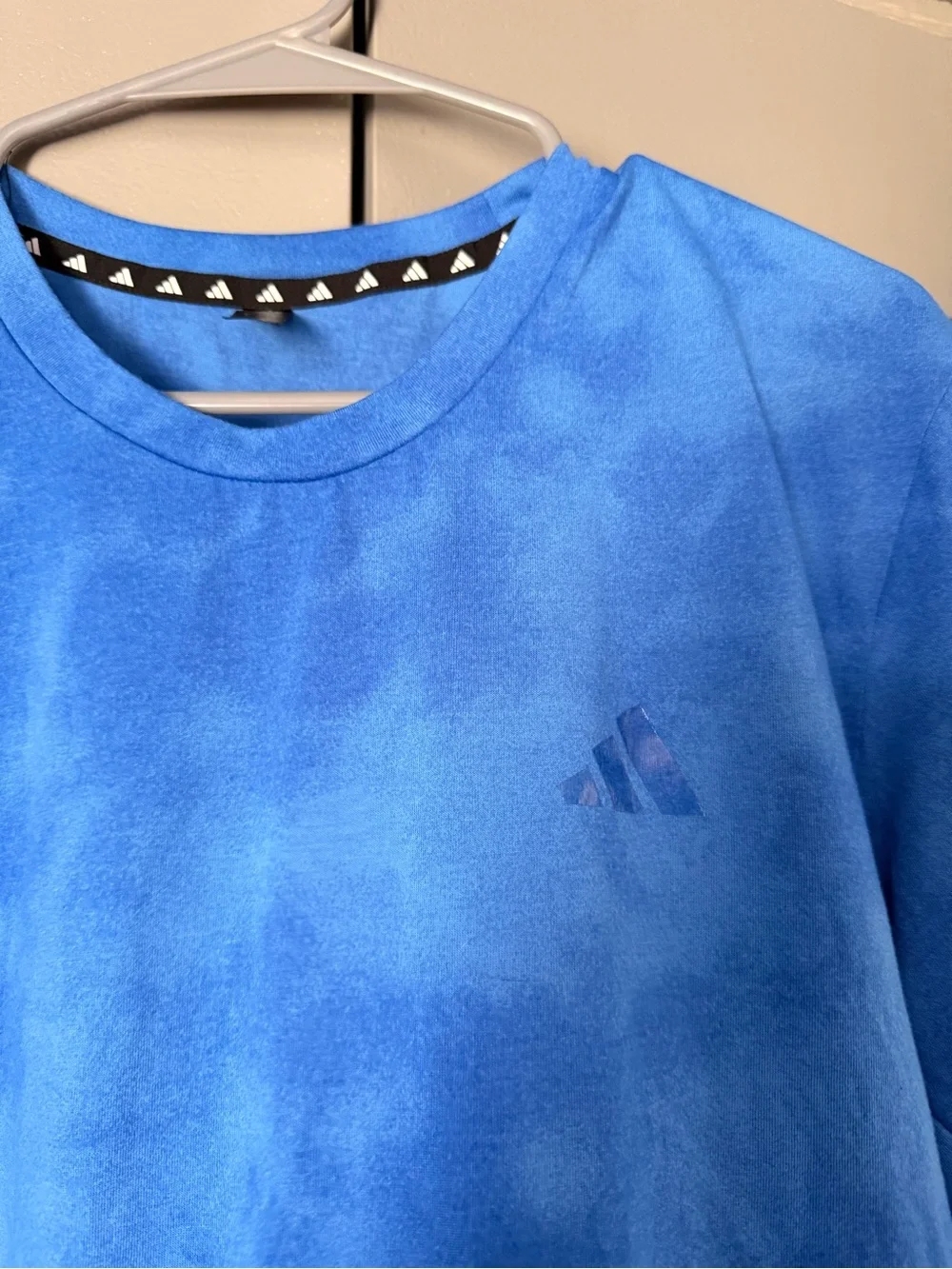 adidas Men's Sky Blue tye dye Athletic Short-Sleeve Tee